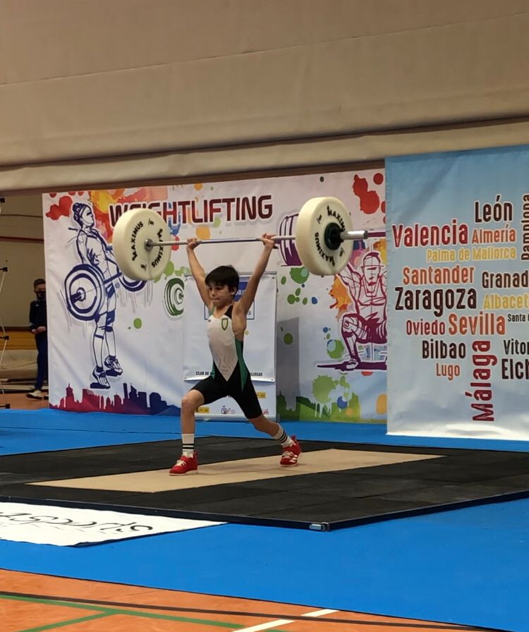 NUEVOS TRIUNFOS DE LA HALTEROFILIA NAVARRA EN EL CAMPEONATO DE ESPAÑA EN EDAD ESCOLAR